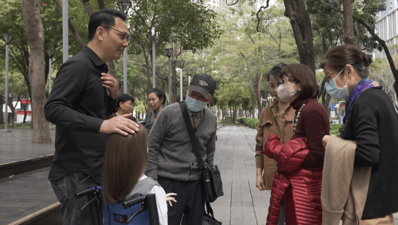 台灣人形藝術協會創辦人郭大，期盼社會能更認識和接納矽膠娃娃。