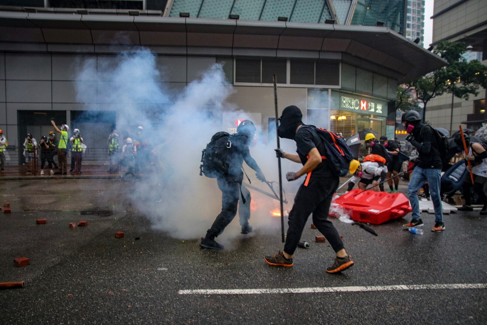 和理非過後迎來槍林彈雨與大追捕，香港人還有希望嗎？